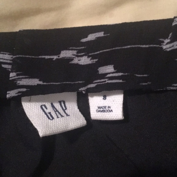 Pretty Black and Silvery Ruffle Skirt - Picture 2 of 2